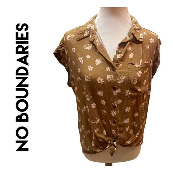 No Boundaries Brown 1/4in sleeve V-Neck with Tie in Center at Waist Mushroom Des - Picture 1 of 10